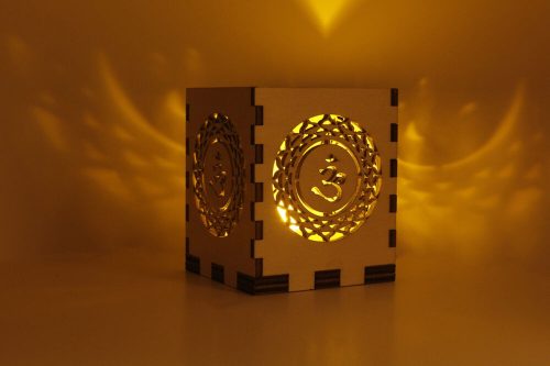 LED mécsestartó