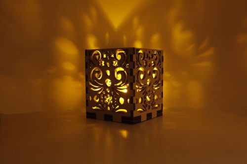 LED mécsestartó  – Tavaszi Minta 